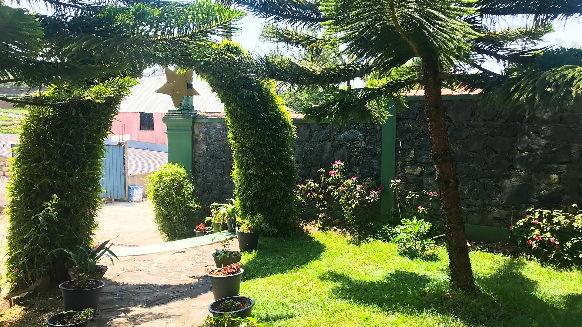 American Star Hotel- Nuwaraeliya Nuwara Eliya Sri Lanka